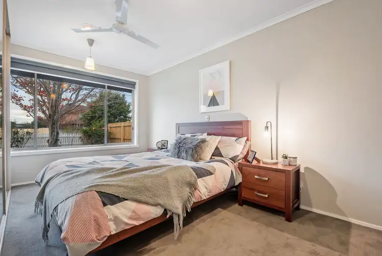 Fifth view of Homely house listing, 3 Windermere Crescent, Gladstone Park VIC 3043