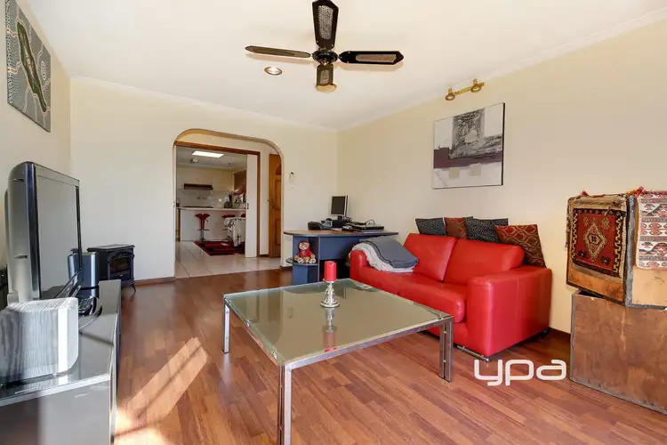 Fourth view of Homely house listing, 4 Pinnaroo Circuit, Meadow Heights VIC 3048