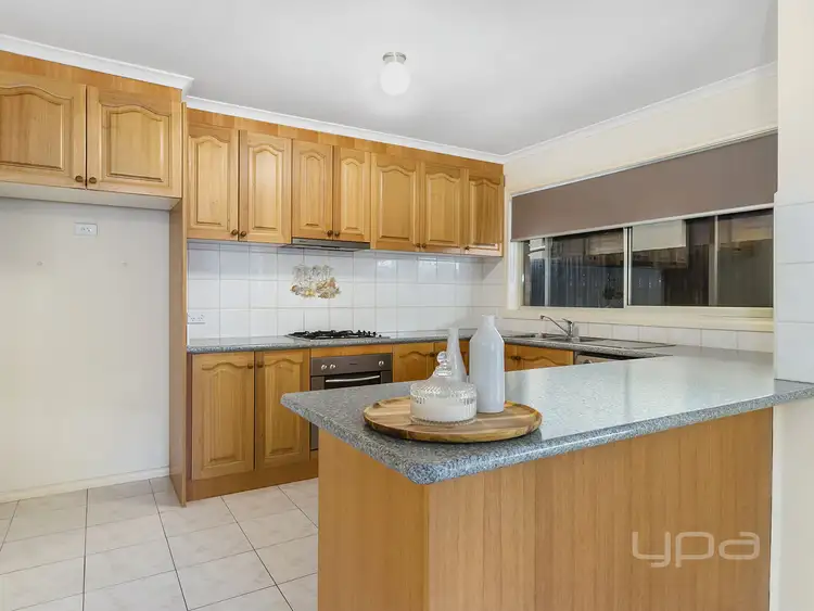 Fifth view of Homely unit listing, 2/3 Sylvia Close, Hillside VIC 3037