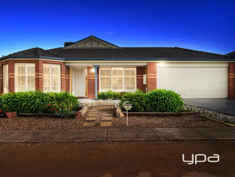 21 Ridgeway, Melton West VIC 3337