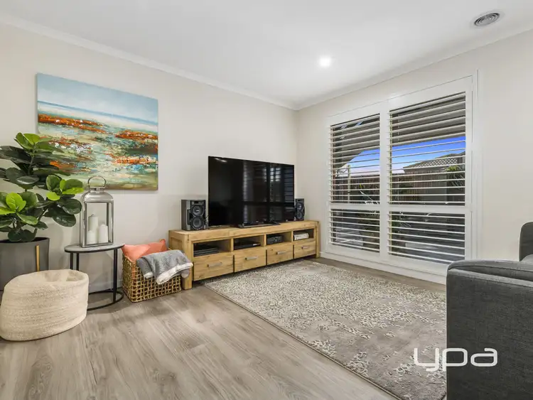 Fifth view of Homely house listing, 21 Ridgeway, Melton West VIC 3337