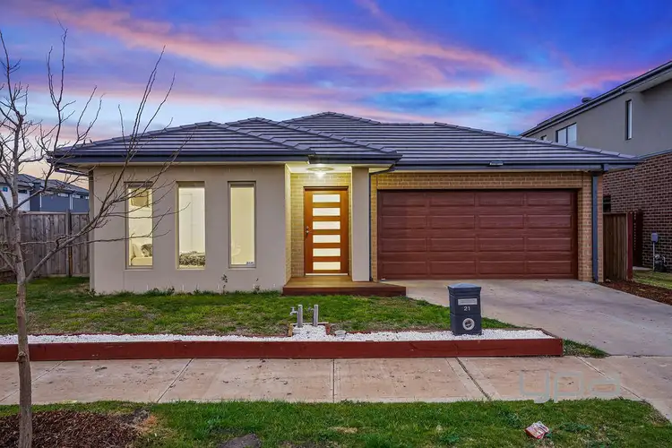 21 Bertie Street, Manor Lakes VIC 3024