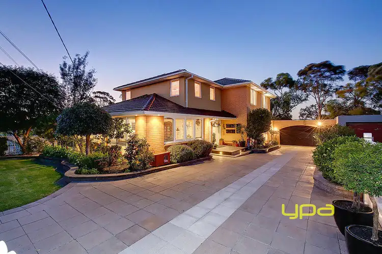 55 Snaefell Crescent, Gladstone Park VIC 3043