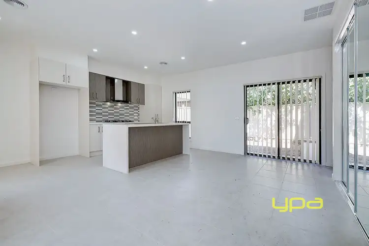 Second view of Homely unit listing, 2/18 Hilton Street, Hadfield VIC 3046