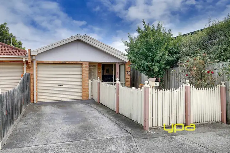 32 Karnak Crescent, Coolaroo VIC 3048