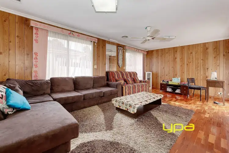 Third view of Homely house listing, 5 Melwood Court, Meadow Heights VIC 3048