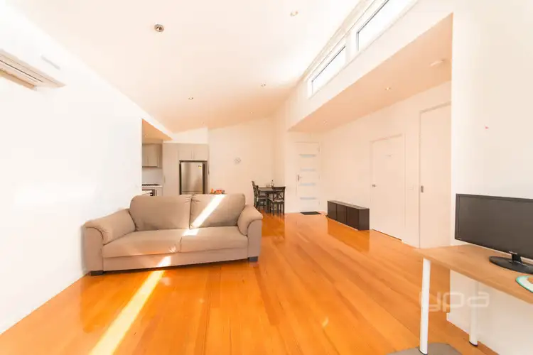 Second view of Homely unit listing, 4/20 Ridge Road, Oak Park VIC 3046
