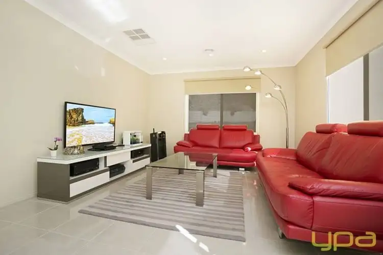 Second view of Homely house listing, 25 Courtney Drive, Sunbury VIC 3429