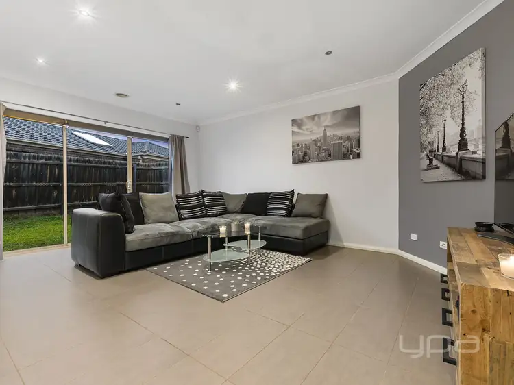 Second view of Homely unit listing, 36/20-22 Roslyn Park Drive, Harkness VIC 3337