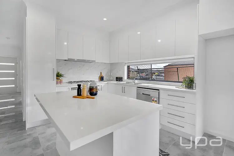 Second view of Homely house listing, 7 Angophora Crescent, Craigieburn VIC 3064