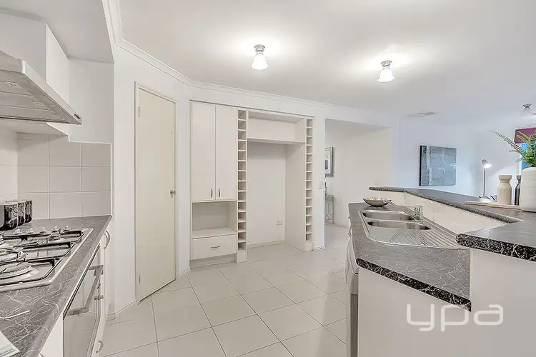 Fourth view of Homely house listing, 7 Chelsworth Loop, Craigieburn VIC 3064