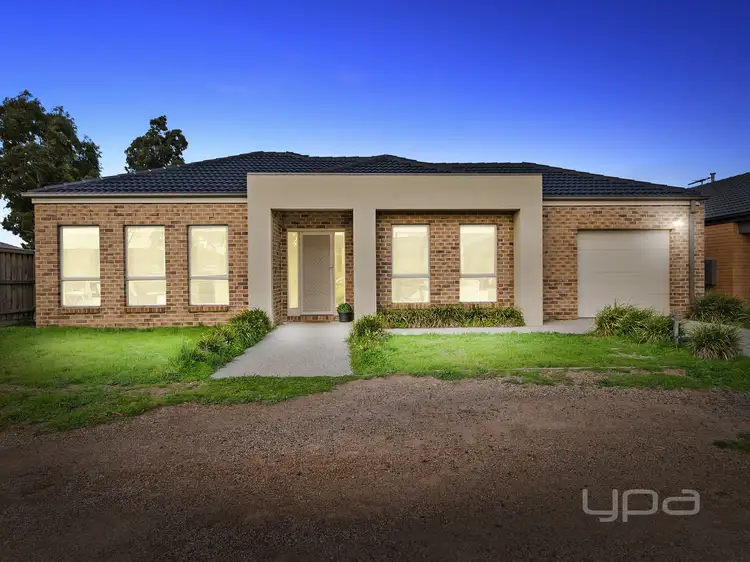 1/28 Lightwood Way, Brookfield VIC 3338
