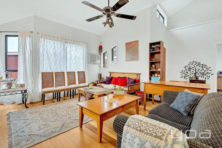 Fifth view of Homely house listing, 5 Kelsey Court, Craigieburn VIC 3064