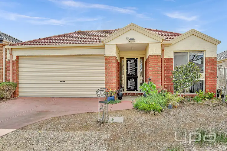 Second view of Homely house listing, 17 Castlebury Place, Craigieburn VIC 3064