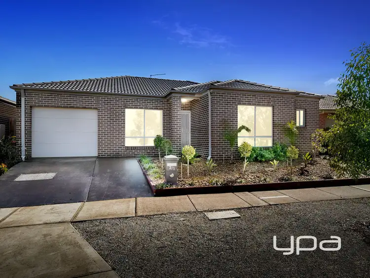 2/1 Glencoe Street, Kurunjang VIC 3337