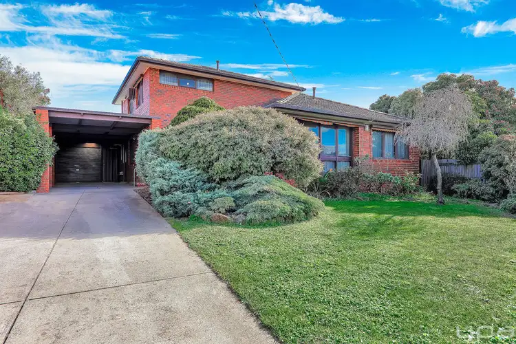 10 Cromer Court, Gladstone Park VIC 3043