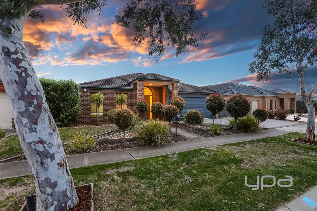 Main view of Homely house listing, 14 Eildon Avenue, Manor Lakes VIC 3024