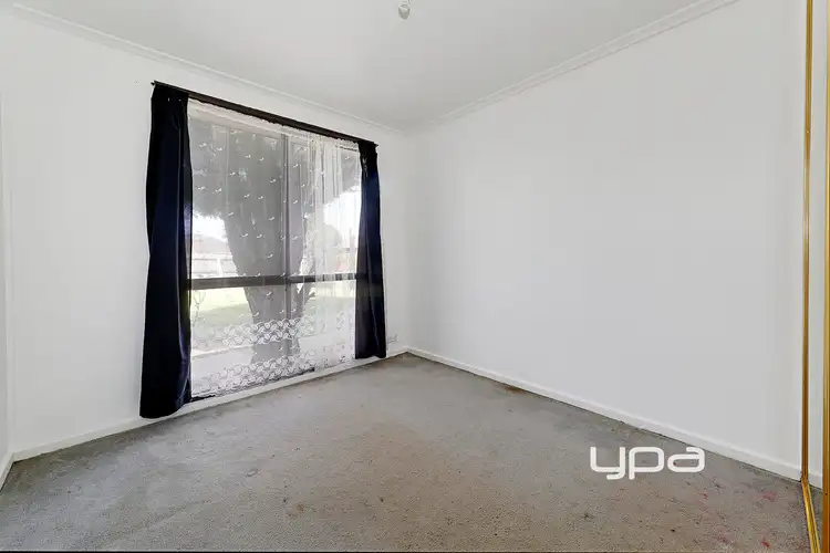 Seventh view of Homely house listing, 10 Taggerty Crescent, Meadow Heights VIC 3048