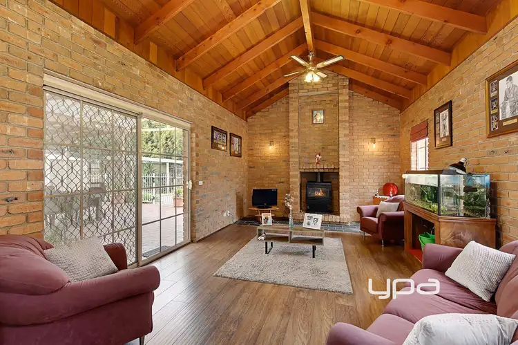 Fifth view of Homely house listing, 15 Rivoli Place, Keilor Lodge VIC 3038