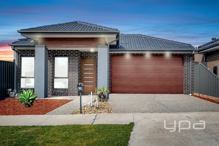 37 Luster Circuit, Greenvale VIC 3059