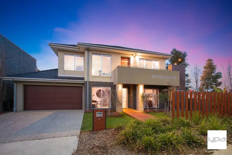 17 Beaconsfield Lane, Caroline Springs VIC 3023