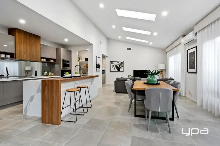 Fourth view of Homely house listing, 8 Lincolnshire Drive, Thornhill Park VIC 3335