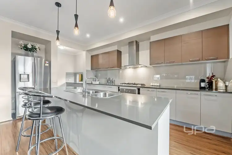 Fifth view of Homely house listing, 21 Clopton Rise, Craigieburn VIC 3064