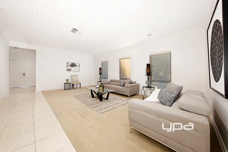 Fifth view of Homely house listing, 16 The Garlands, Craigieburn VIC 3064