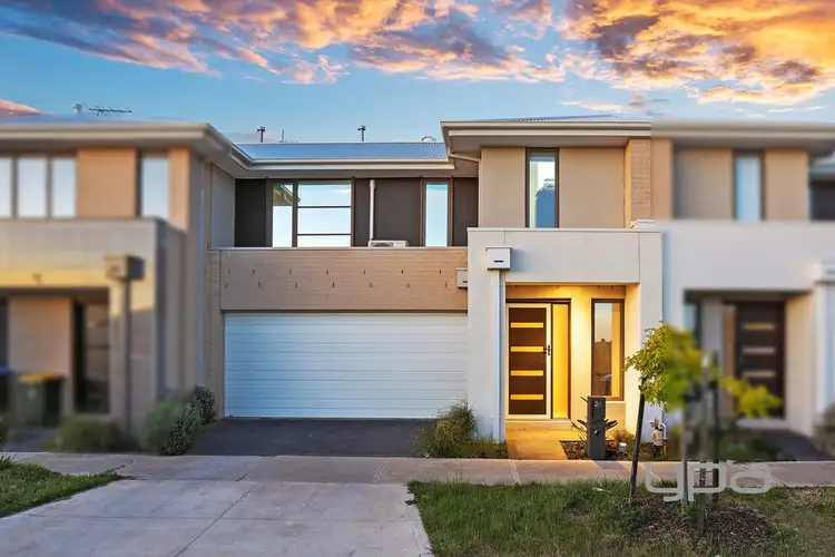 24 Mathoura Avenue, Werribee VIC 3030