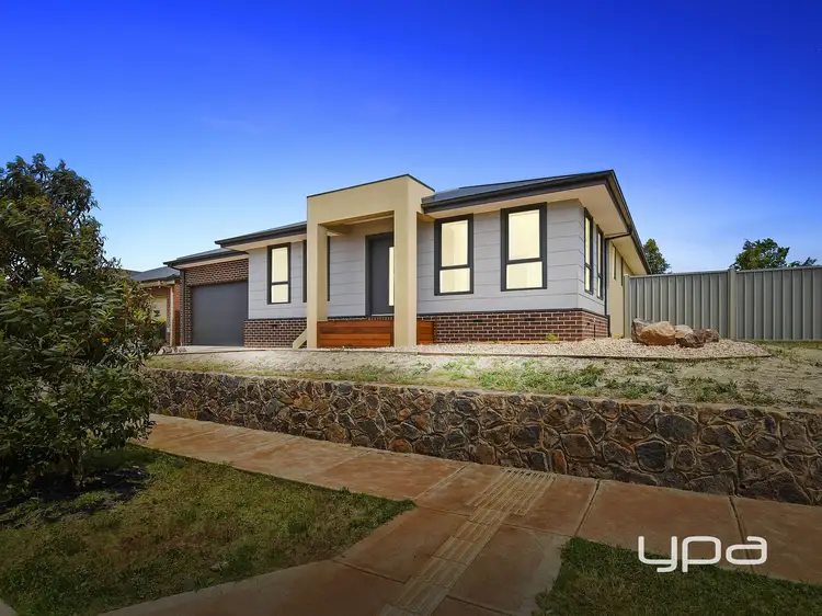 Second view of Homely house listing, 2 Caspar Place, Maddingley VIC 3340