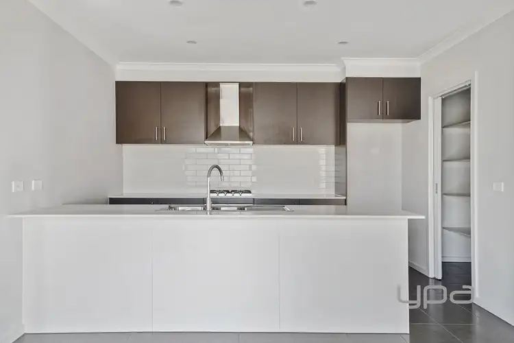 Sixth view of Homely house listing, 39 Treeve Parkway, Werribee VIC 3030