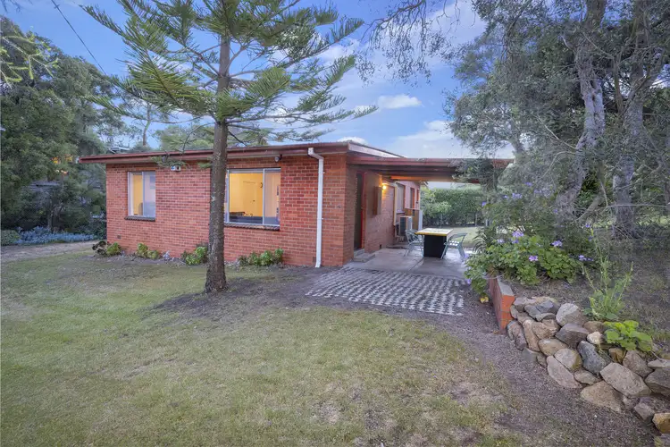12 Neville Drive, Rye VIC 3941