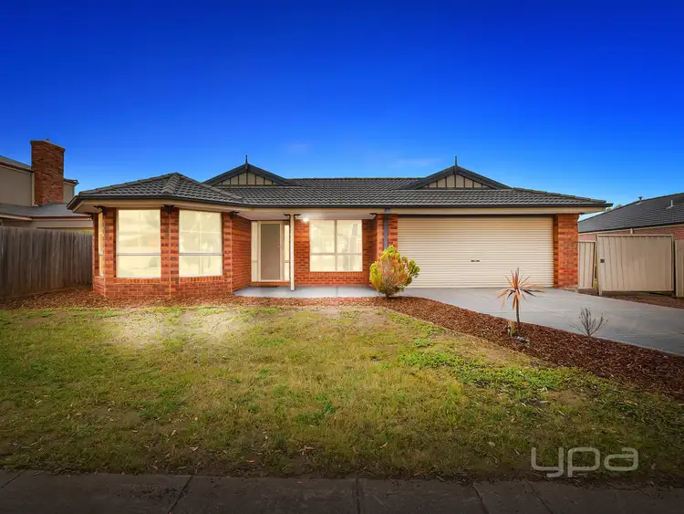 9 Bronton Close, Kurunjang VIC 3337