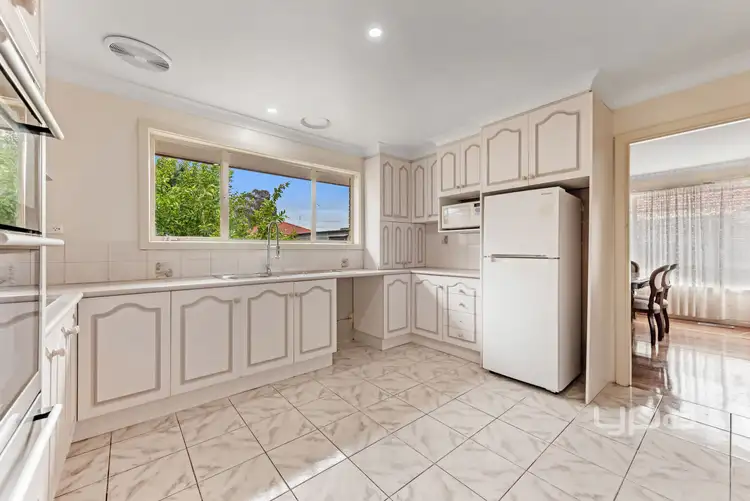 Sixth view of Homely house listing, 10 President Road, Albanvale VIC 3021