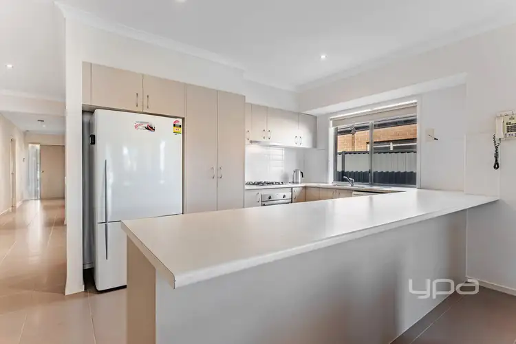 Second view of Homely house listing, 10 Birdswood Crescent, Craigieburn VIC 3064
