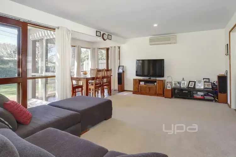 53 Sunningdale Road, Rosebud VIC 3939