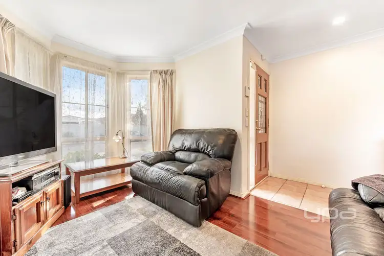 Sixth view of Homely house listing, 4 Jacaranda Place, Craigieburn VIC 3064
