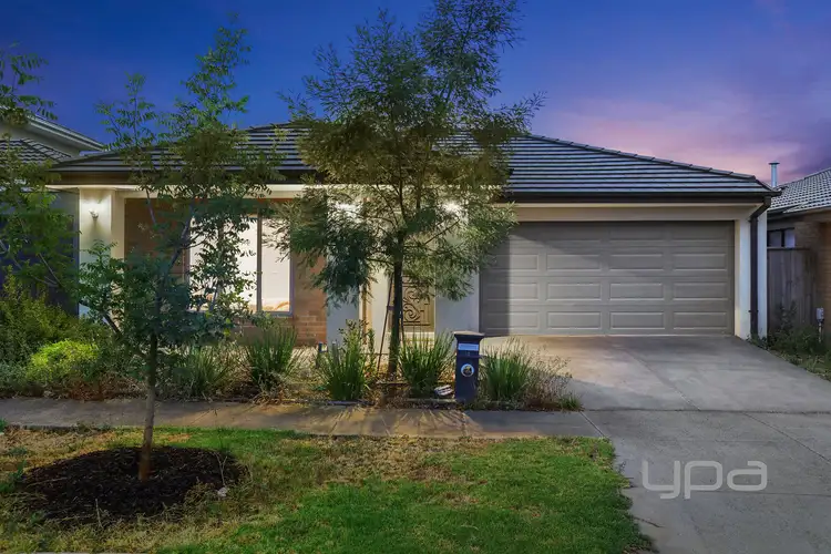 16 Wolomina Crescent, Werribee VIC 3030