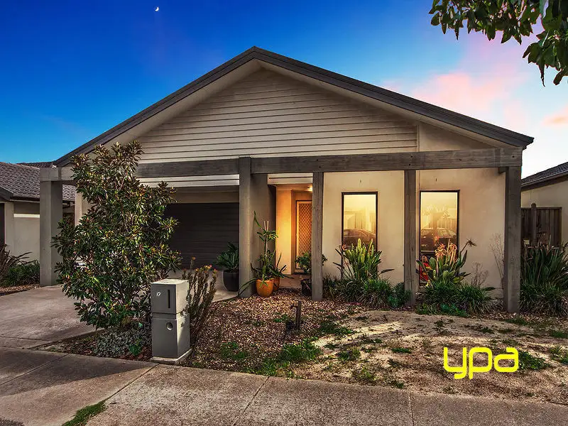 Main view of Homely house listing, 17 Giverny Close, Burnside Heights VIC 3023