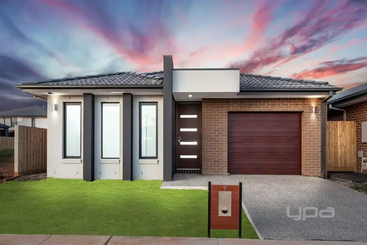 9 Stockade Way, Aintree VIC 3336