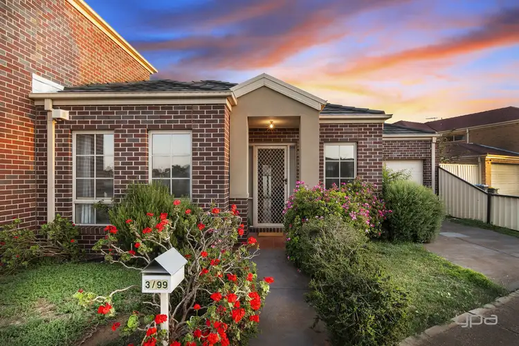 3/99 Thames Boulevard, Werribee VIC 3030