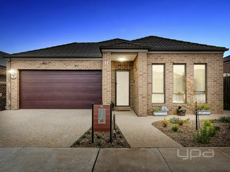 11 Chanticleer Avenue, Harkness VIC 3337