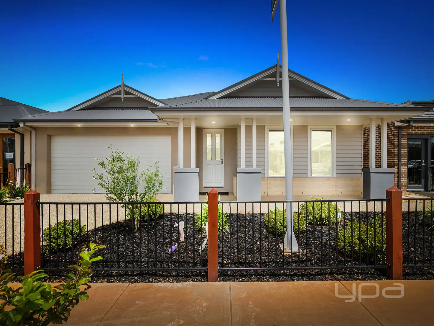 Main view of Homely house listing, 5 Lincolnshire Drive, Thornhill Park VIC 3335