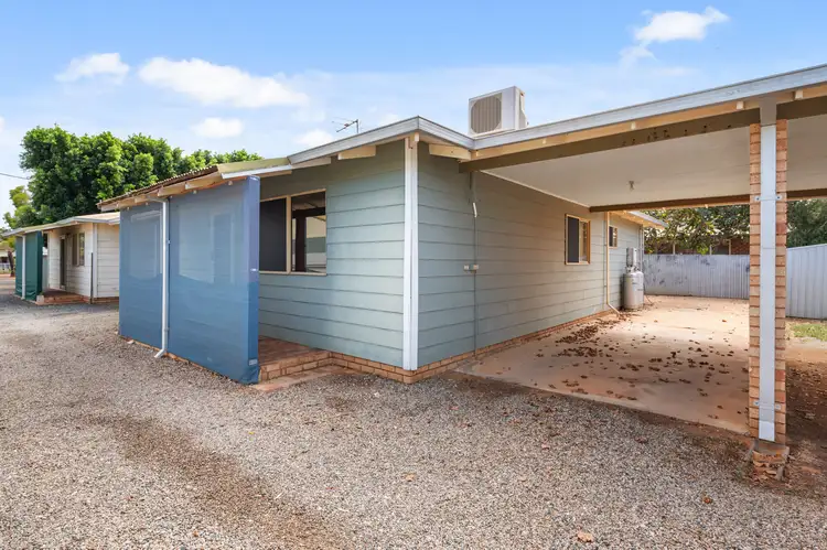 2/76 Moran Street
