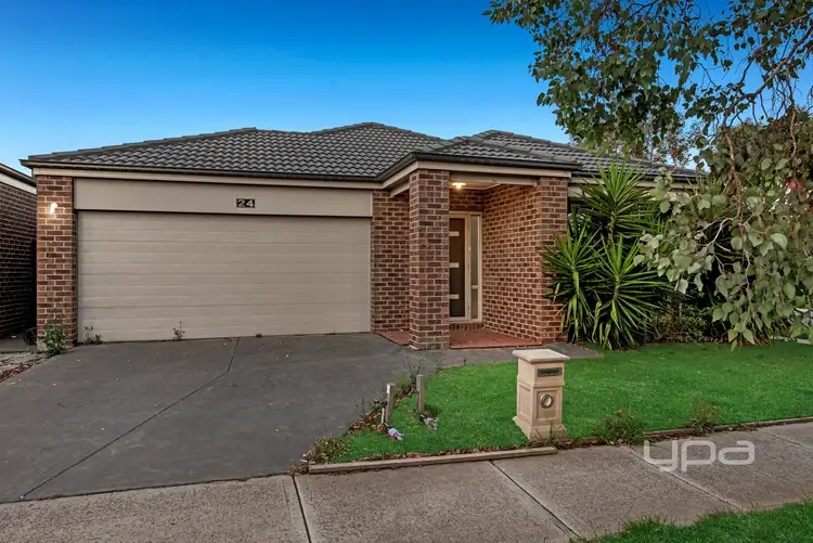 24 Moor Park Drive, Craigieburn VIC 3064