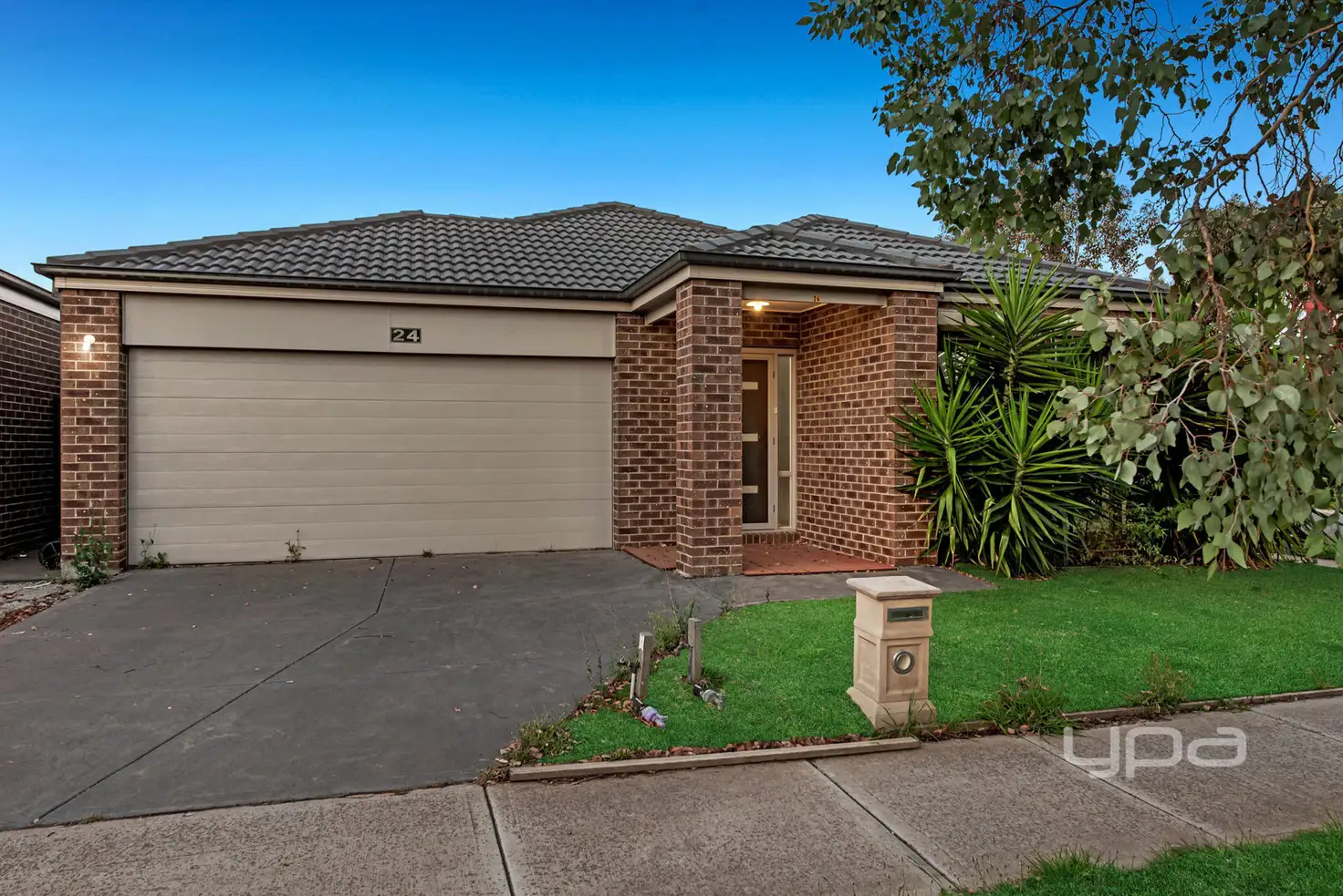 Main view of Homely house listing, 24 Moor Park Drive, Craigieburn VIC 3064