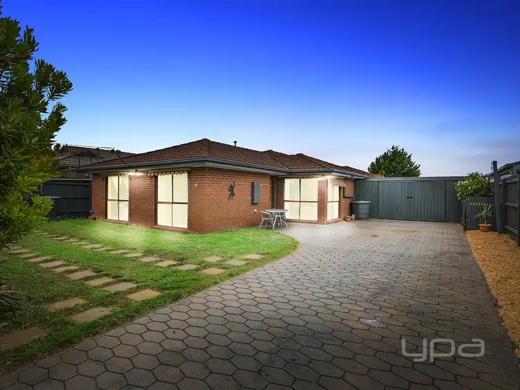 14 Carter Road, Melton VIC 3337