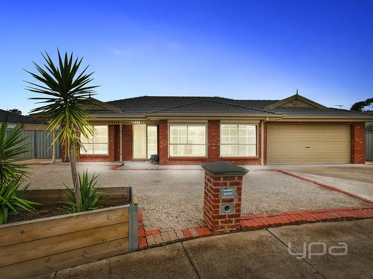 345 Centenary Avenue, Melton West VIC 3337