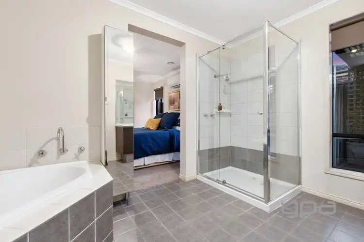 Sixth view of Homely house listing, 21 Leichardt Drive, Manor Lakes VIC 3024