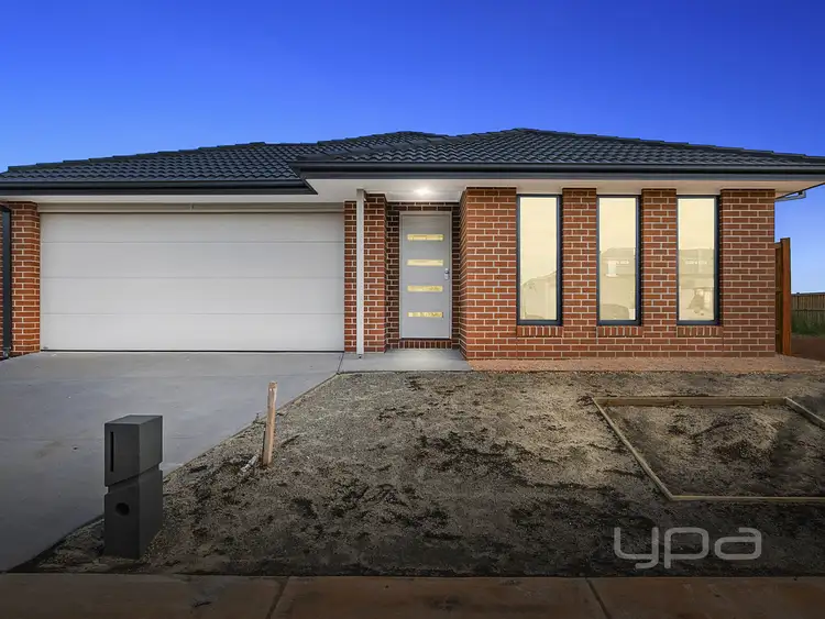 33 Bristol Street, Strathtulloh VIC 3338